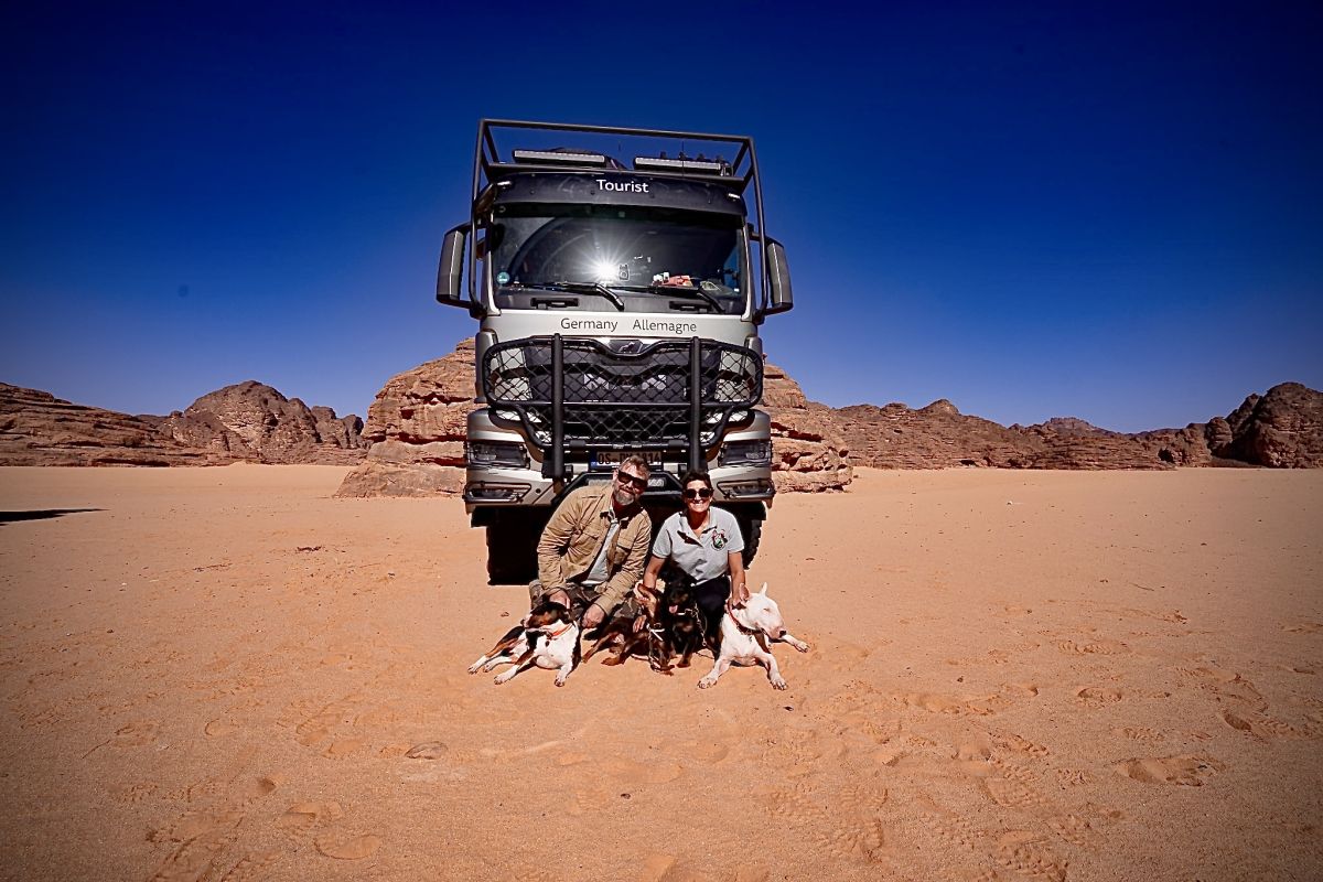 Daniela BenSaid - Weltreise im LKW: Simbas Expeditions